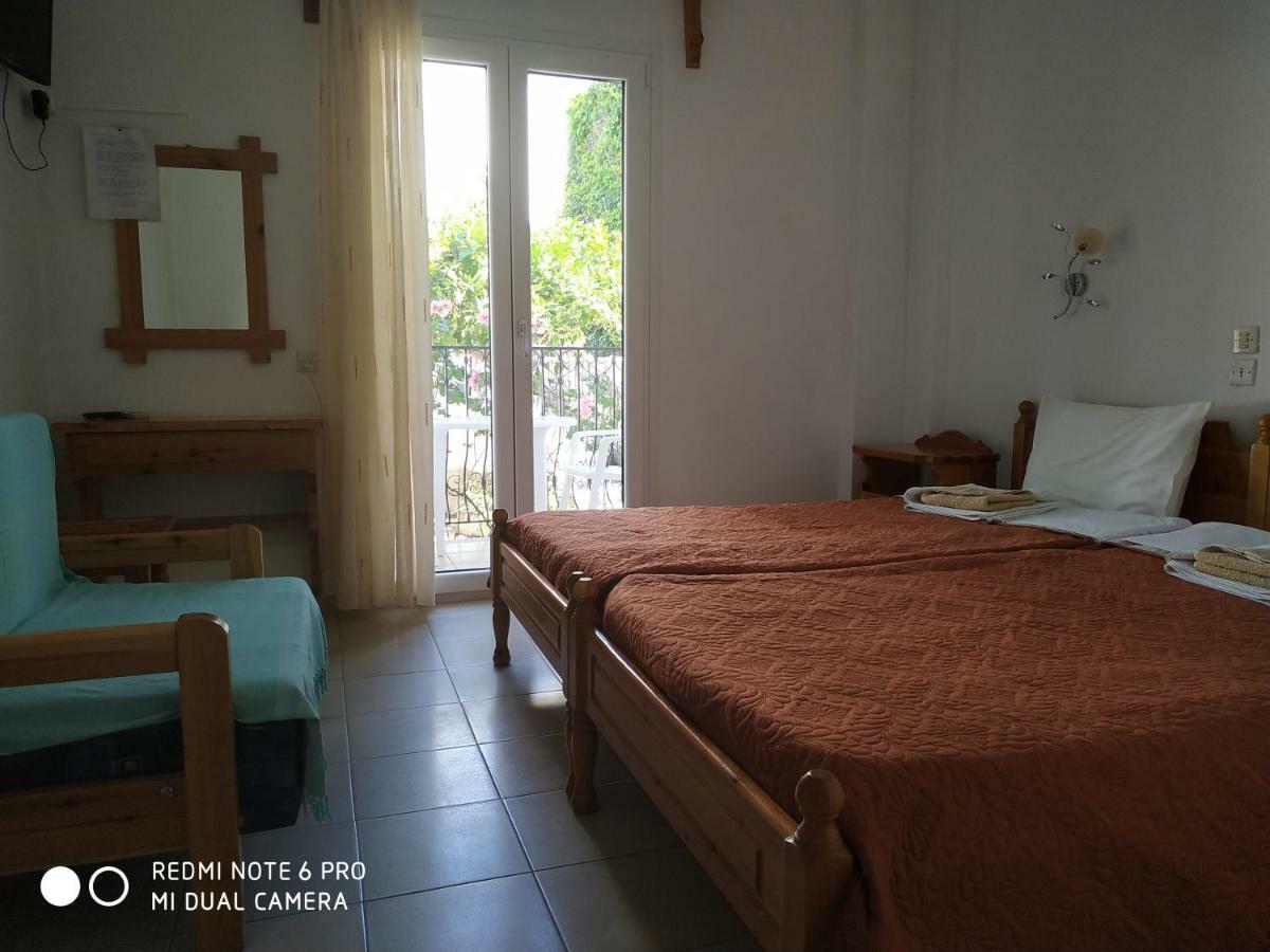 Pension Nikolas Skiathos Exterior photo